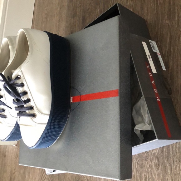 Prada white shoes 36# very good condition - Picture 2 of 2